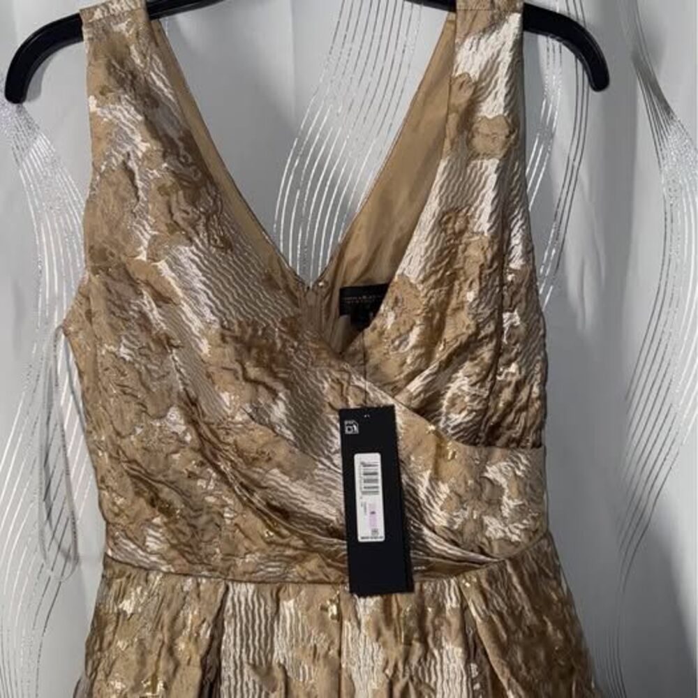 Donna Karan Gold Floral BROCADE Jacquard Gown - Picture 5 of 6